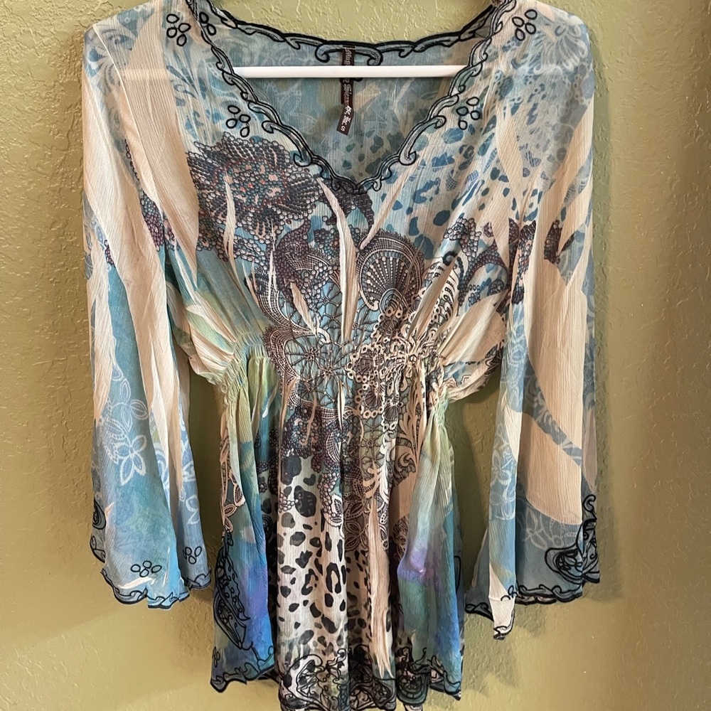 Chic Sheer Women's Blouse in Blue and Cream